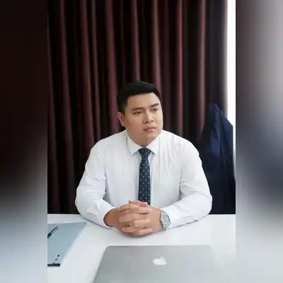 吴伟华